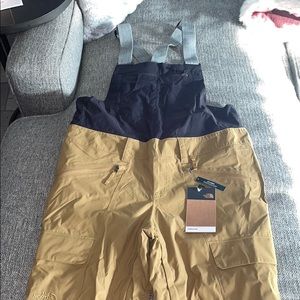 NorthFace Ski pants (bib)